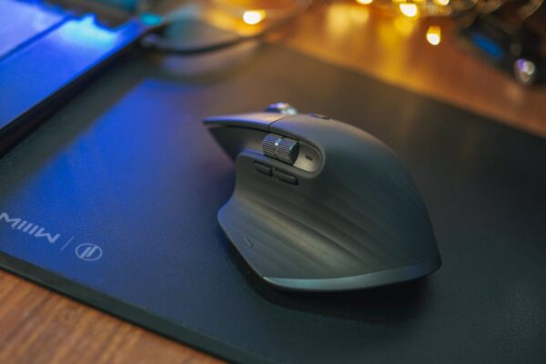 Miglior Mouse Gaming per Mani Grandi 2026: Top 5 Ergonomici e Comodi